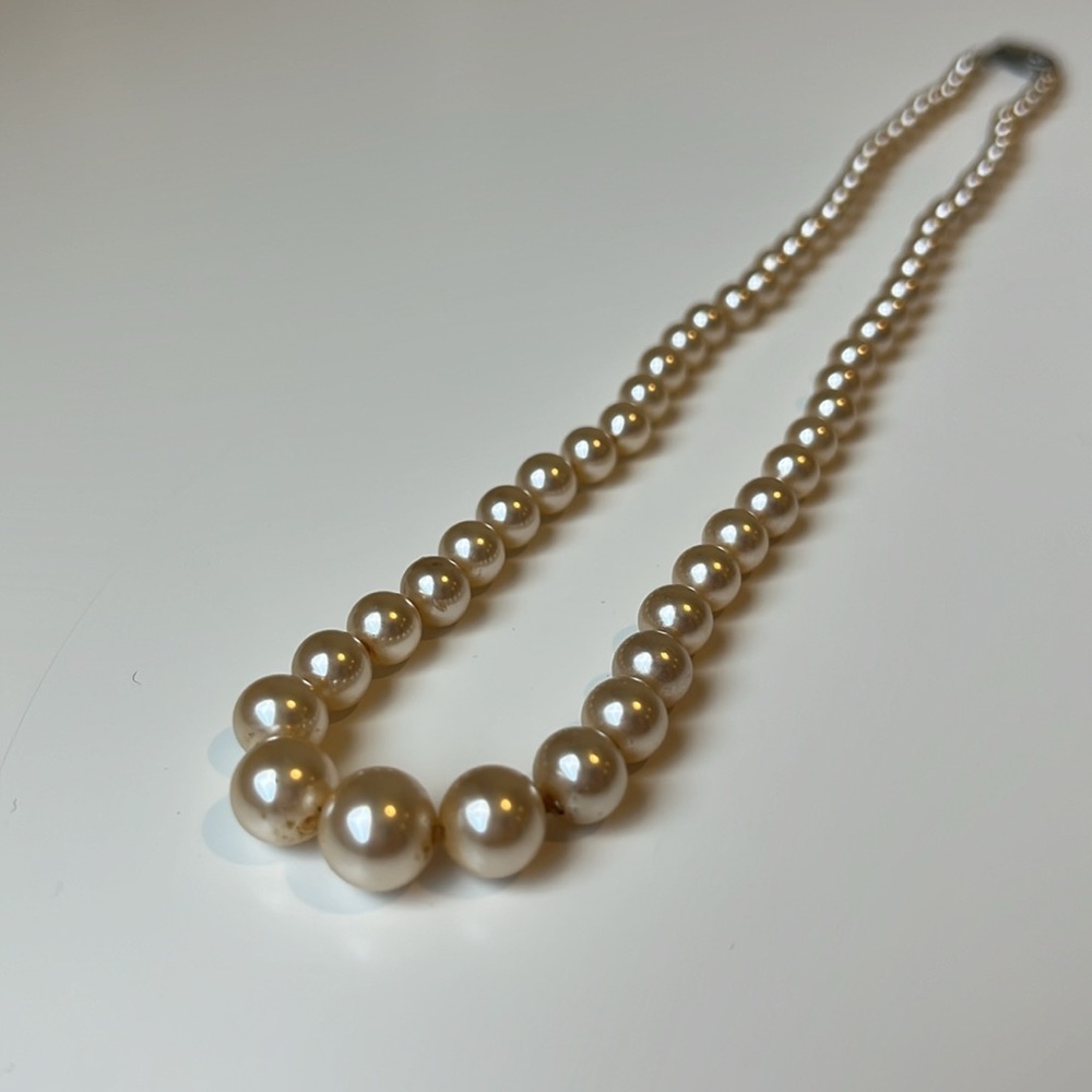 Vintage Costume Pearl Necklace